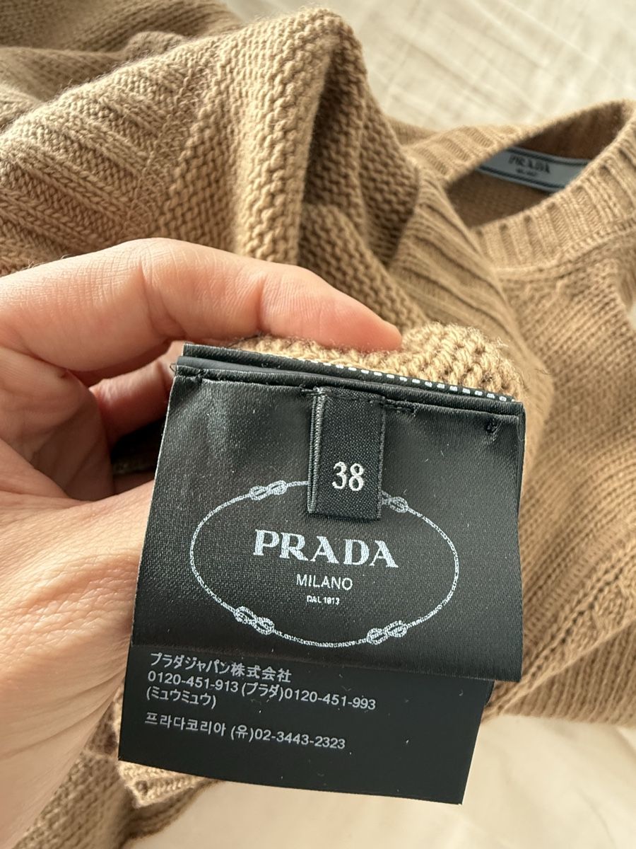 Prada Maglioni & Felpe: Prada: maglione originale tg 38 – Nuovo (secondo la descrizione) da Montagnola venduto da sar_g6nd 2