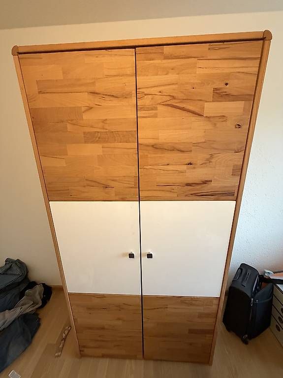 Armoires: Kleiderschrank – D'occasion à Liestal par mar_9ykk