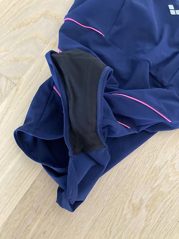 Arena Costumi da bagno & Bikini: Badeanzug Arena GR 40 – Usato da Zürich venduto da Wg02 1