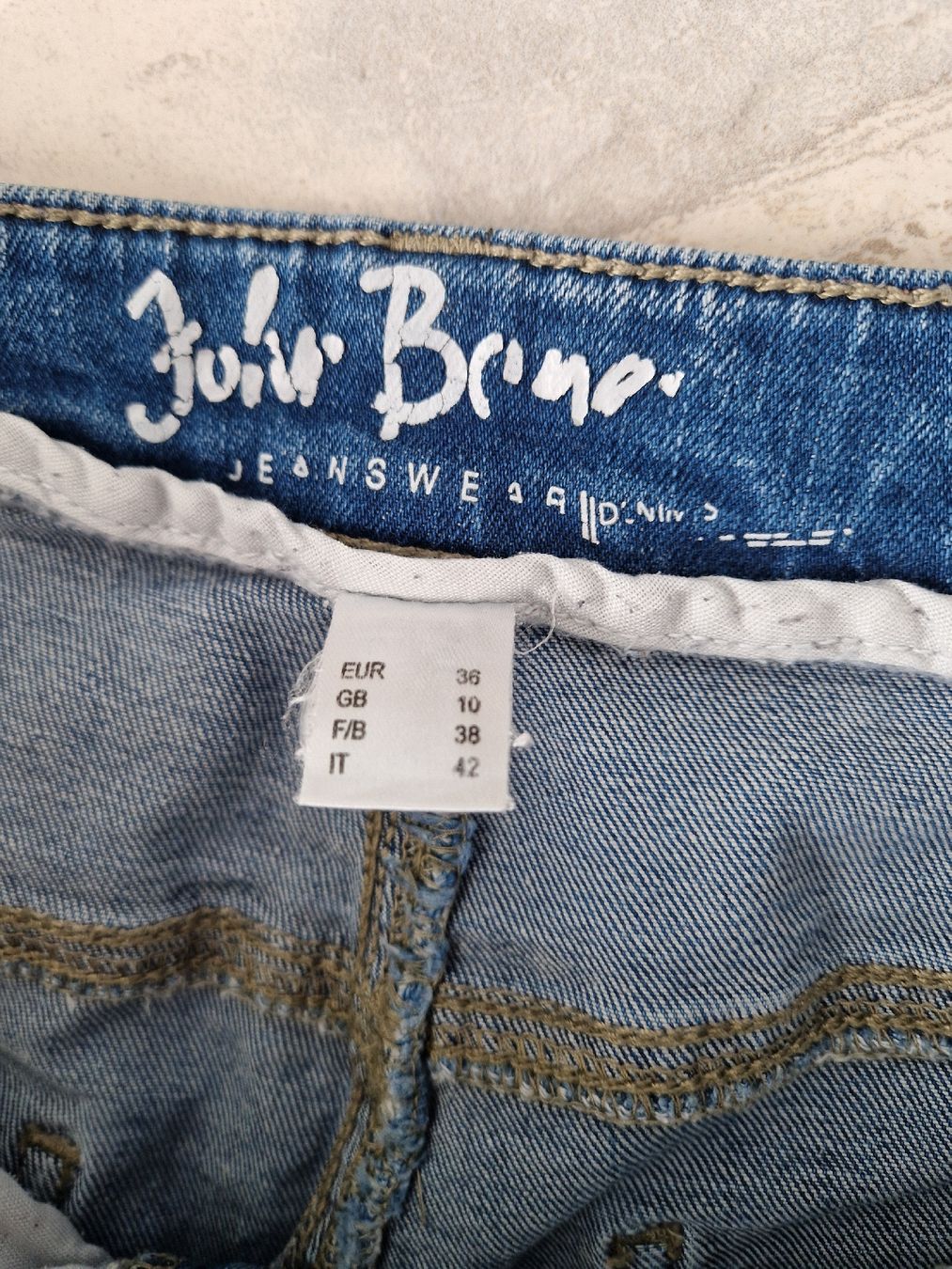 John Baner Jeans: John Baner Jeans, Gr. 36 – Gebraucht aus Niederrohrdorf von Miripfiri 3