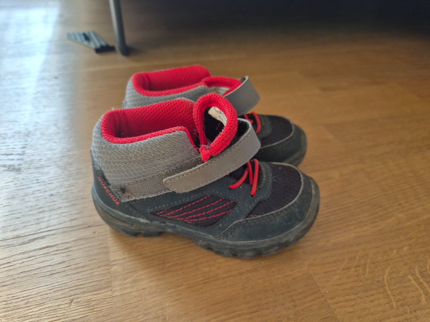 Scarpe per ragazzi: Schuhe Gr. 23 – Usato da Cordast venduto da Isake
