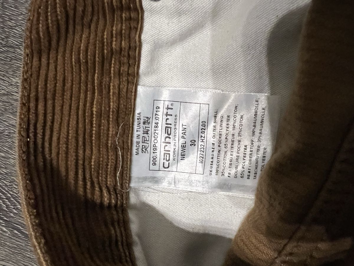 Carhartt Pantaloni: Pantalon Carhartt en velour   – Usato da Colombier NE venduto da thomasarquint 3