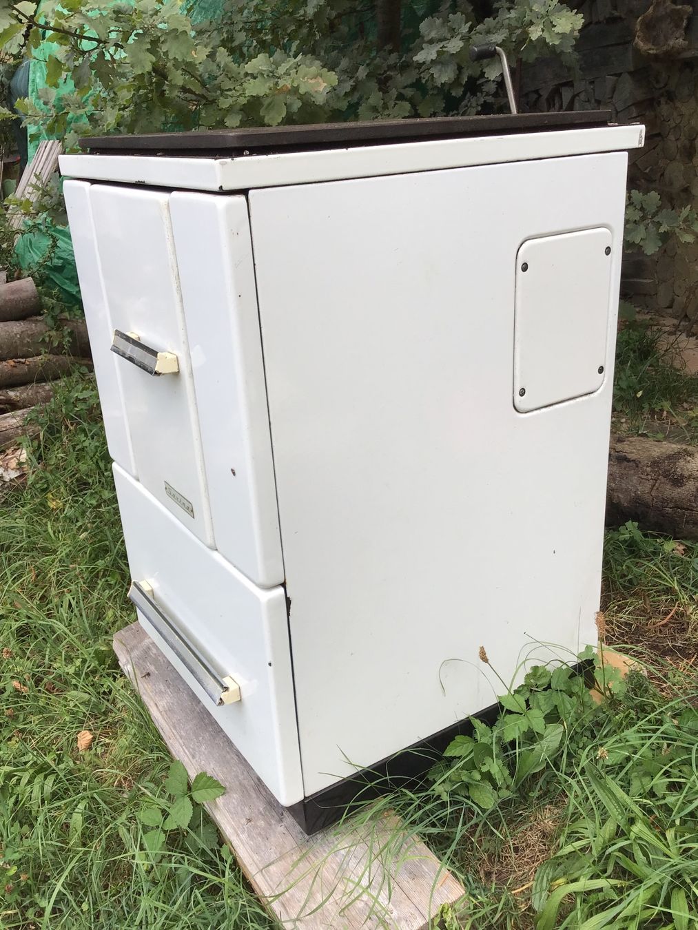 Tiba Cucine: Holzofen , Herd , Sarina – Usato da Mitlödi venduto da Rauti 2