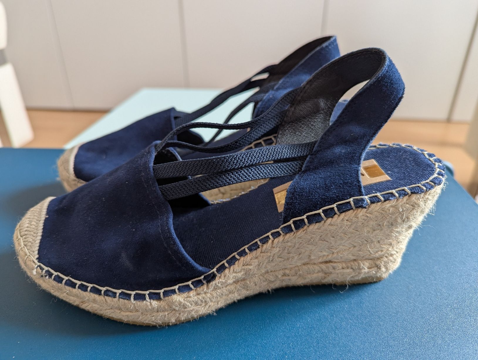 Scarpe da donna: chaussures vidorreta 37 – Nuovo (secondo la descrizione) da Montreux venduto da dem_gyt9