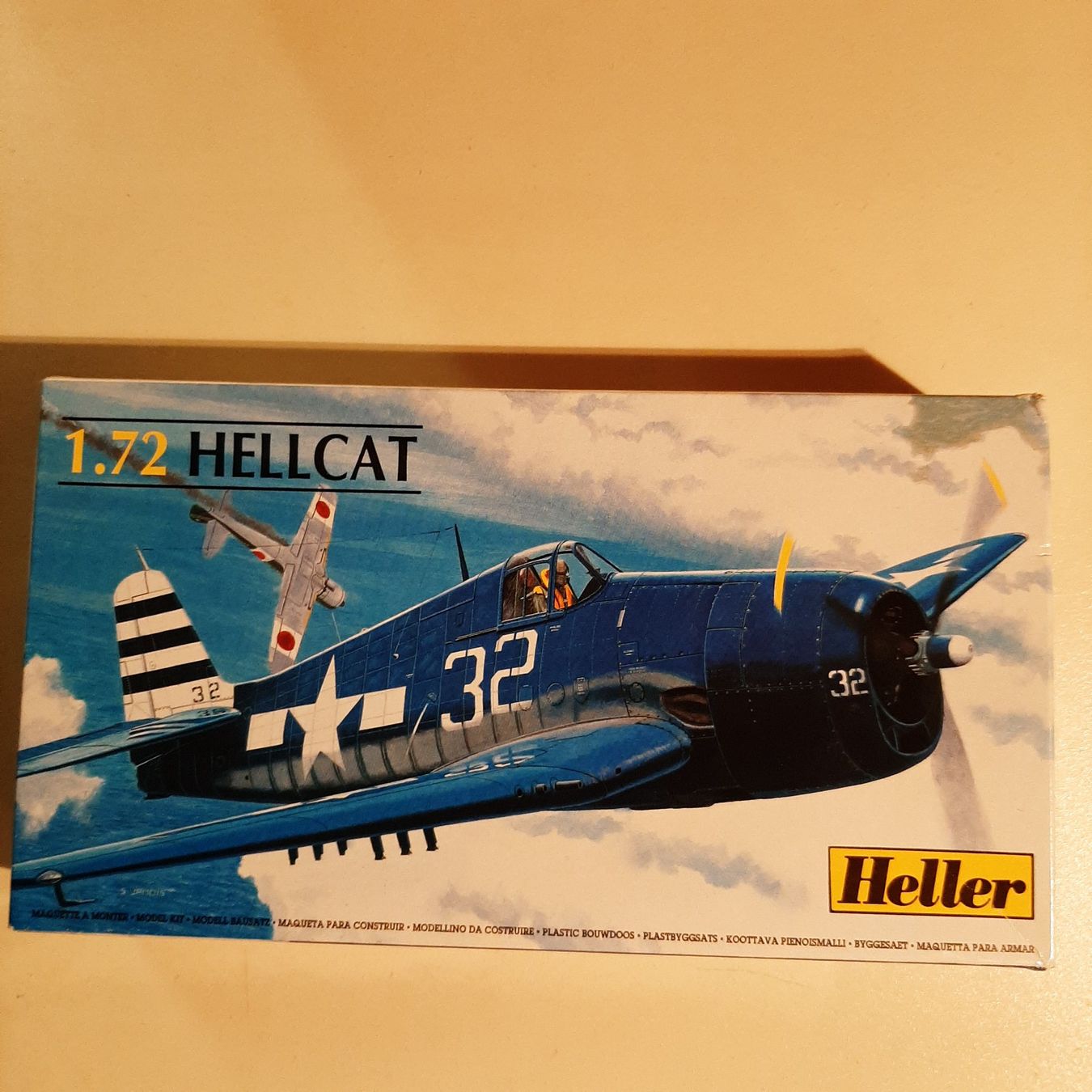 Heller Modellbausätze & Standmodelle: 3103 ... Grumman F6F-5 Hellcat ... Heller 802 – Gebraucht aus Bonstetten von Benibanny59