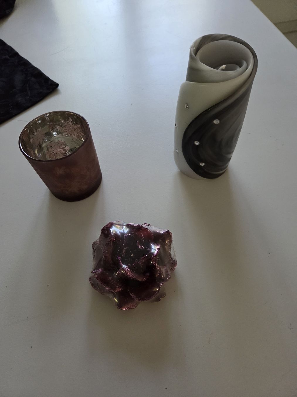 Bougies: div dekorative Kerzen / Teelichhalter – D'occasion à Lostorf par _Venus_ 1