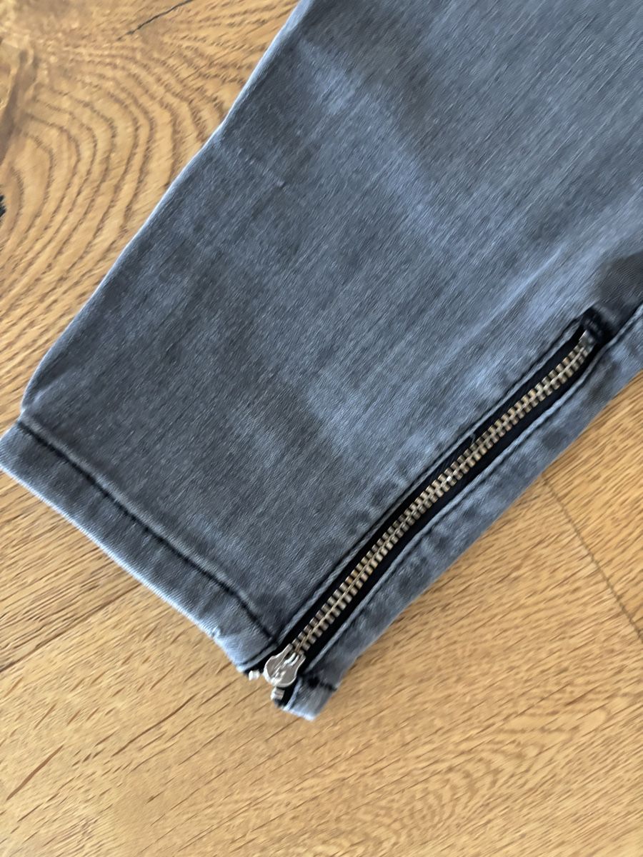 Diesel Jeans: Diesel Jeans – D'occasion à Buttisholz par Melsan 1