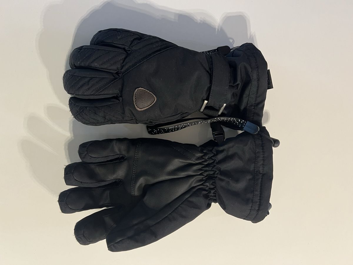 Handschuhe & Handstulpen: Gants de ski – Gebraucht aus Cologny von PEACEANDLOVE 1