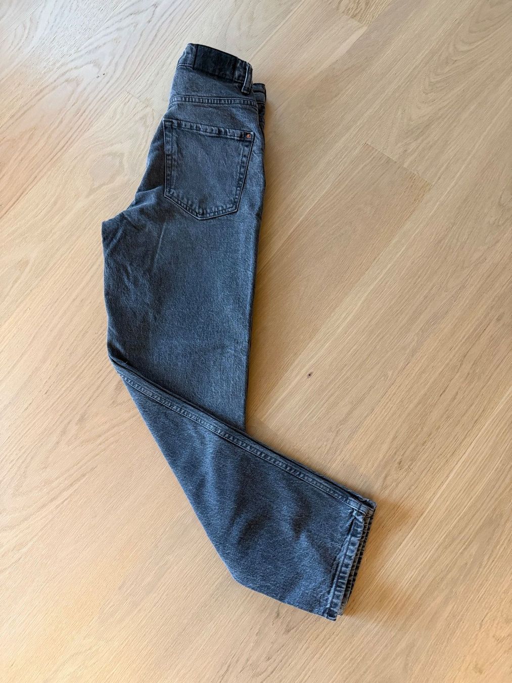 Zara Jeans: Zara Jeans, Grösse 36 – D'occasion à Bonstetten par Savannah7 1