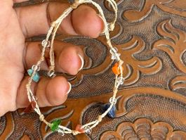 Armband mit Natursteinen geflochten verstellbar neu