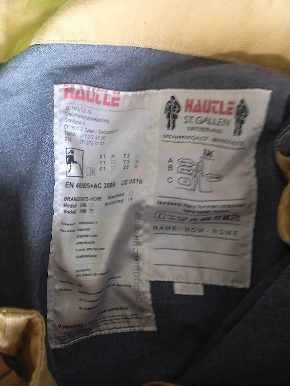 Pantaloni: Feuerwehr Hose – Usato da Basel venduto da Petergunn 1