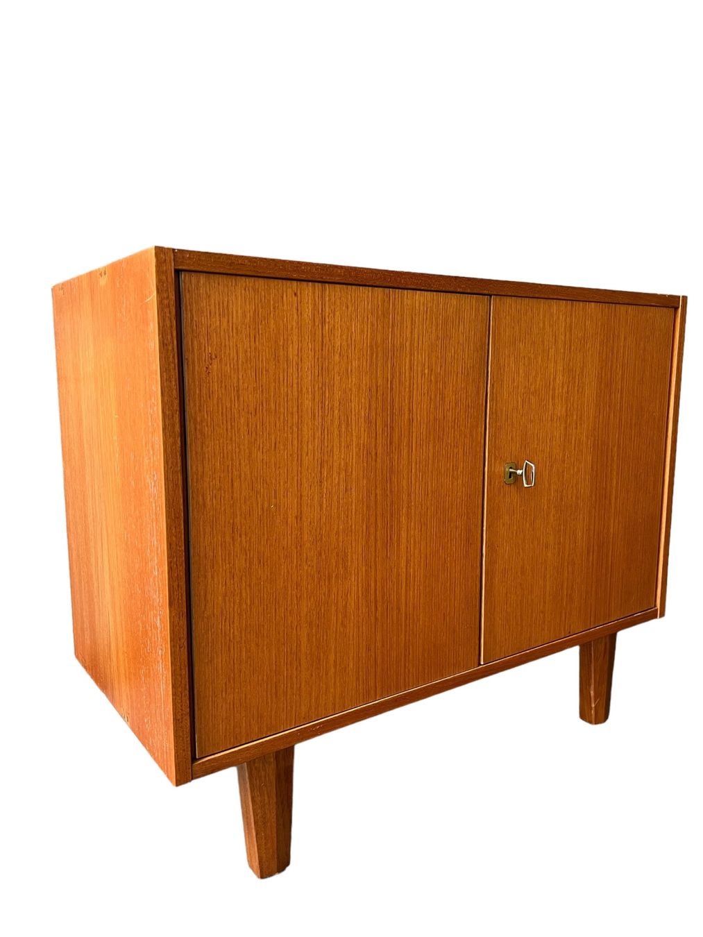 Kommoden: Commodes, étagères et vitrine en teck de Koch Mobel – Gebraucht aus Bulle von  1