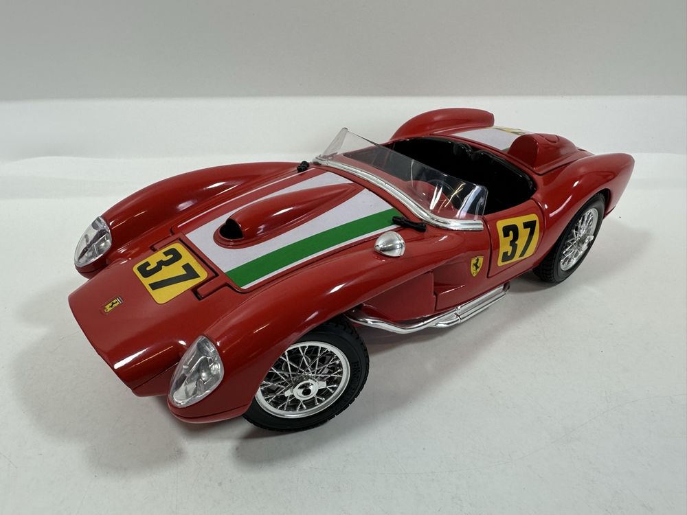 Bburago FERRARI Race&Play 250 Testa Rossa 1:43 | Legenio - Specialista na stavebnice LEGO® a