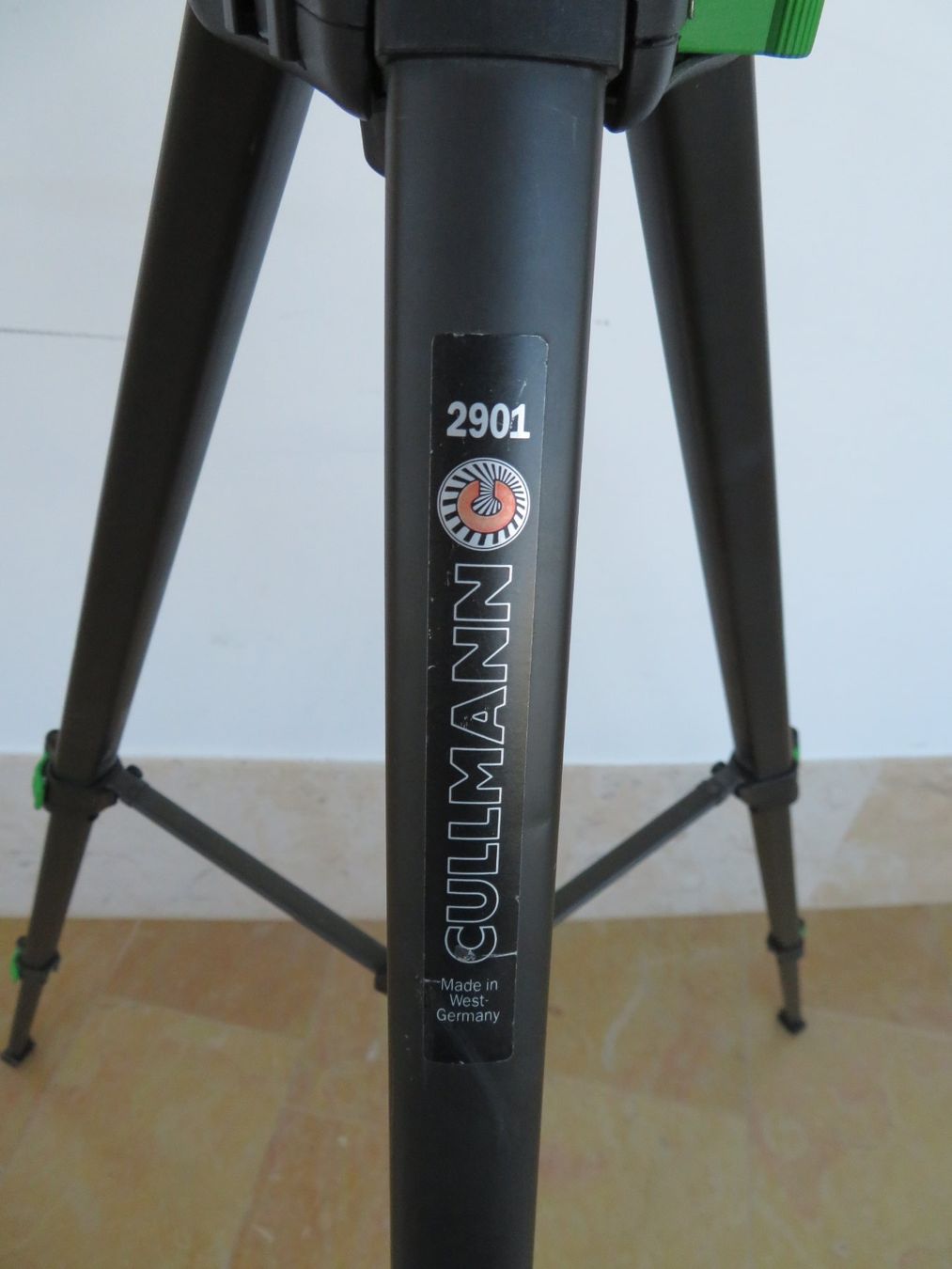 Treppiedi & Teste: Cullmann West-Germany Fotoständer – Usato da Reinach BL venduto da WBZ-Flohmarkt 1