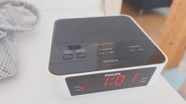 Radio-réveil Philips AJ311S