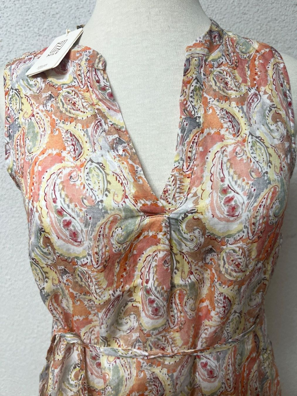 Nile Kleider: Wunderschönes neues Nile Kleid M – Neu (gemäss Beschreibung) aus Maienfeld von 8796 1