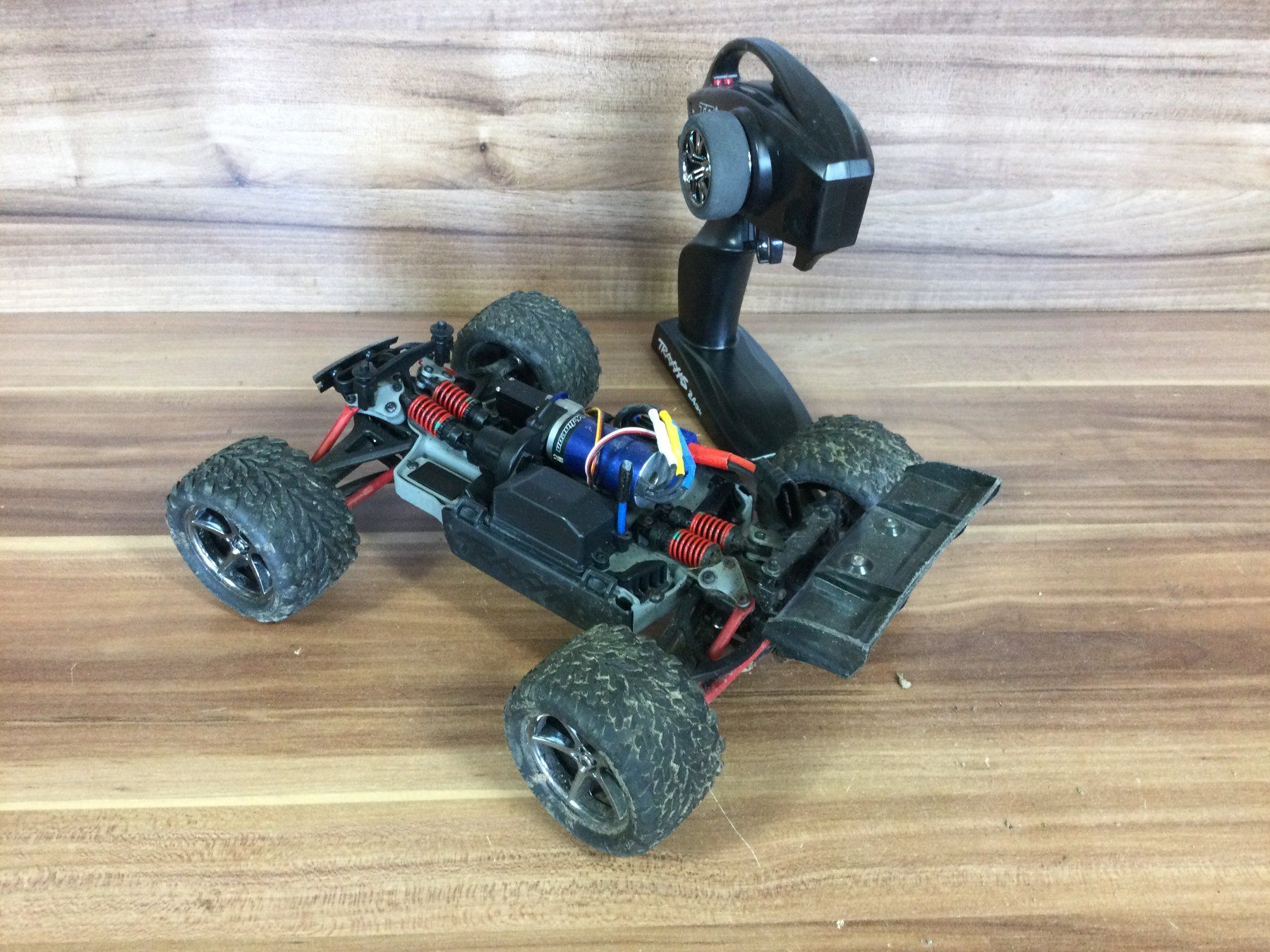 Traxxas Modellismo RC: Gebrauchter Traxxas Model weiss ich nicht – Usato da Wangen SZ venduto da kuriosum12 2
