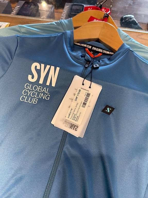 Canottiere & Pantaloni: SYN Training Native Jersey Women – Usato da Zug venduto da welcomecycles 2