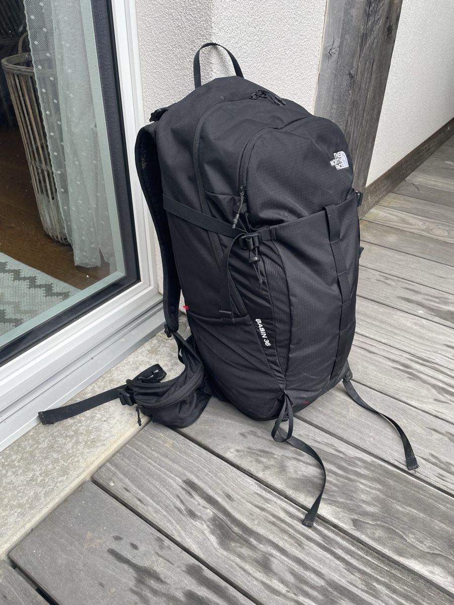 North Face Rucksäcke: The North Face Basin 36 Wanderrucksack – Gebraucht aus Mettmenstetten von lennia_g 4