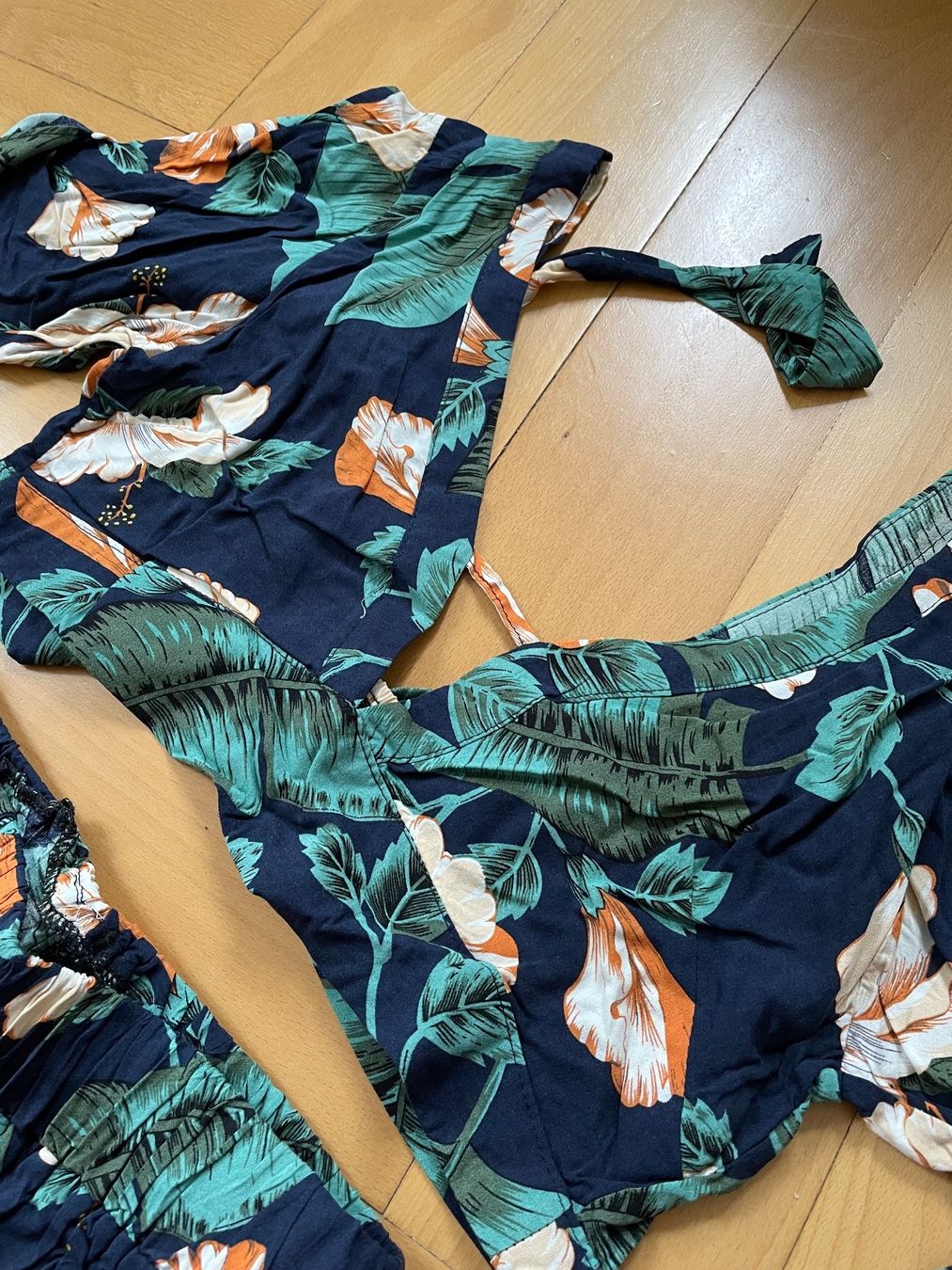 Pantaloni: Sommerhose mit passende Bluse – Nuovo (secondo la descrizione) da Basel venduto da BiancaCCC 2