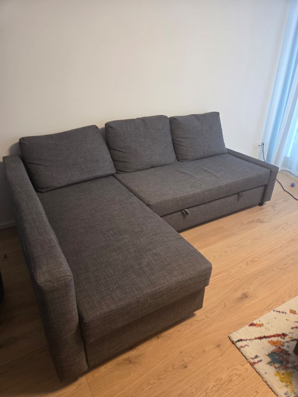 Ikea Sofas: IKEA FRIHETEN couch in very good condition – D'occasion à Zurich par nic_tg8b 1