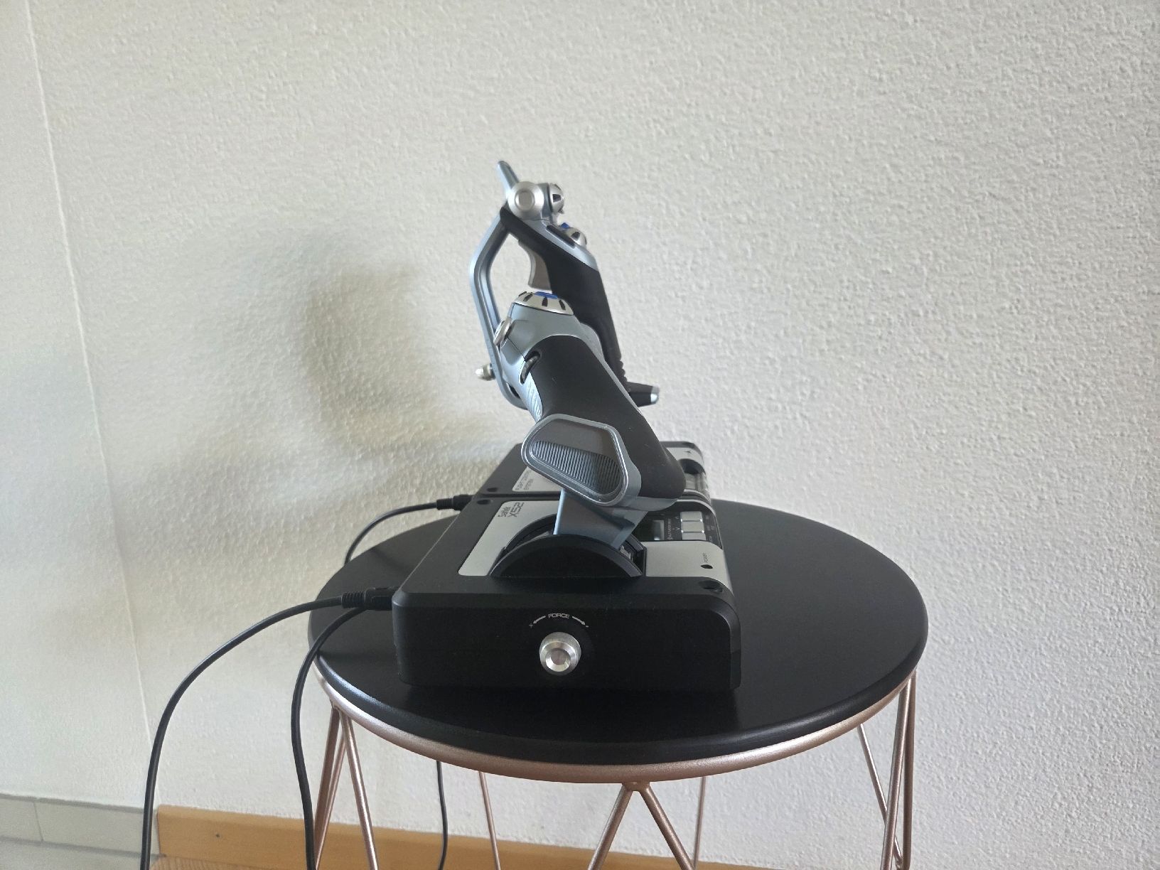 Saitek Controller: Saitek X52 Pro Flight Control System Joystick + Schubregler – Gebraucht aus Ebikon von severin.froehlich 4