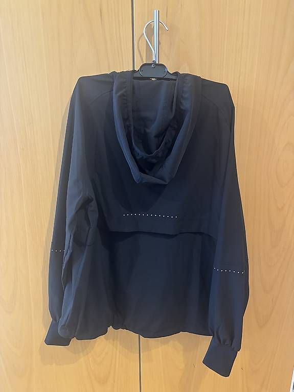 Maglioni & Felpe: Pulli – Usato da Weite venduto da leu_n62n 1