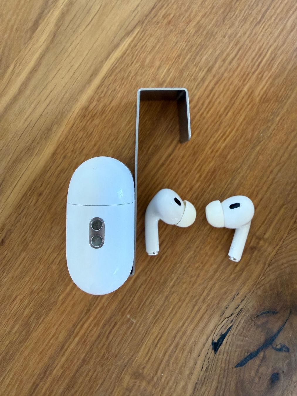 Apple Cuffie: APPLE AirPods Pro 2 (USB-C) – Usato da Lausanne venduto da Nine1982 6
