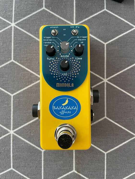 Bananana Effects/ GLITCH PEDAL MANDALA 最短翌日到着 mfpapaya.com.br