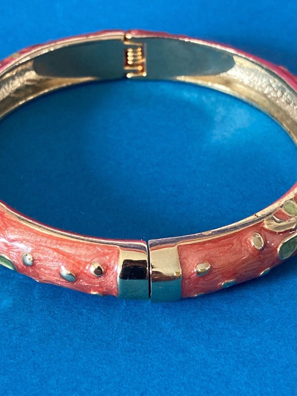 Bracciali & Braccialetti: Emaillierter Armreif FLOWERPOWER – Usato da Laufen venduto da Trendmarket 4