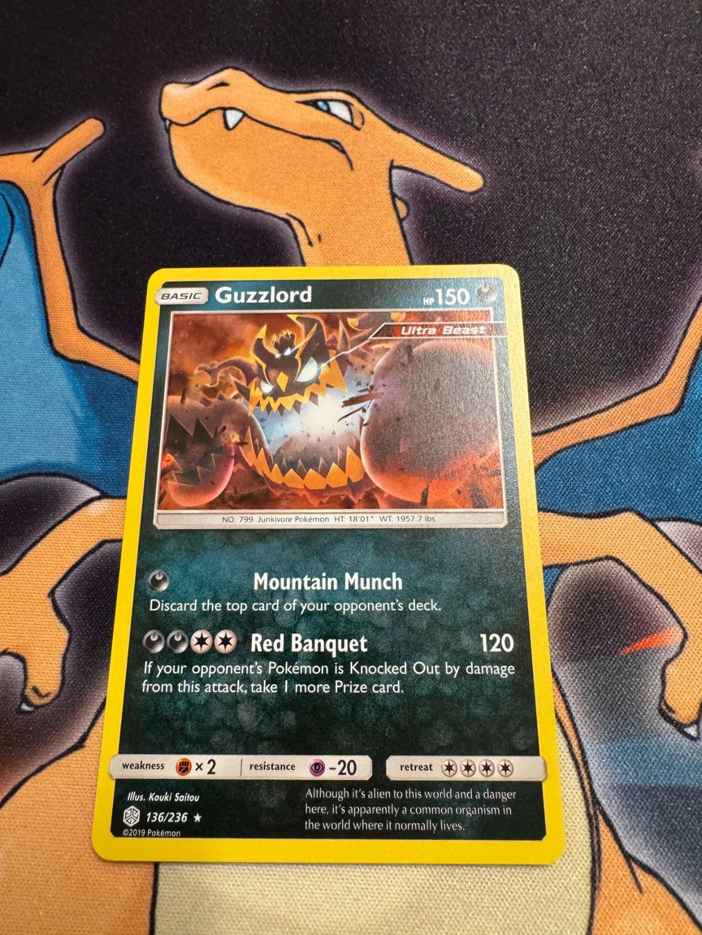 Pokémon Carte collezionabili: Guzzlord (CEC 136) - Holo - Cosmic Eclipse – Nuovo (secondo la descrizione) da Bülach venduto da Pfrenzel