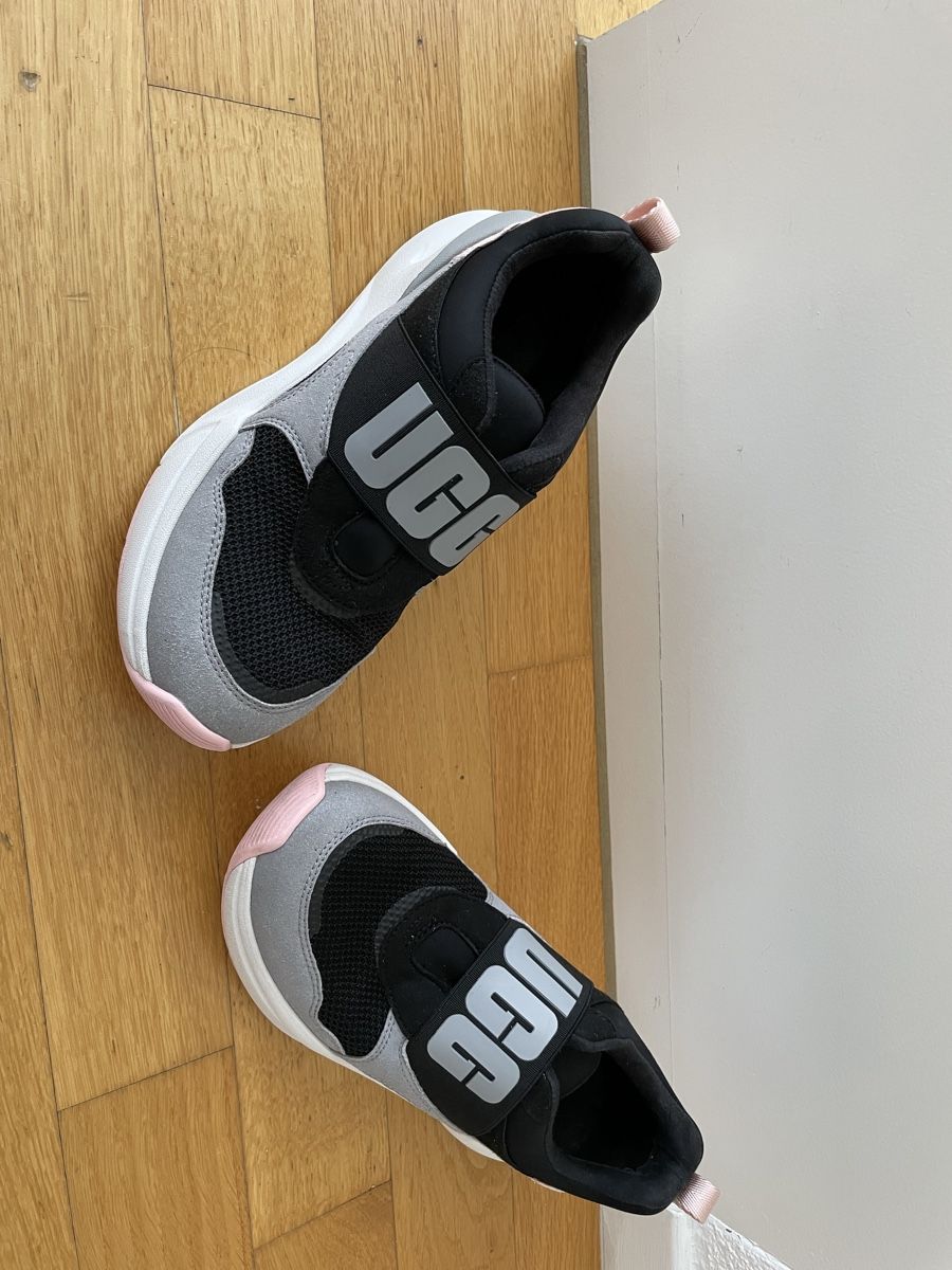 Damenschuhe: UGG Sneaker – Gebraucht aus St. Gallen von Emifrei 4