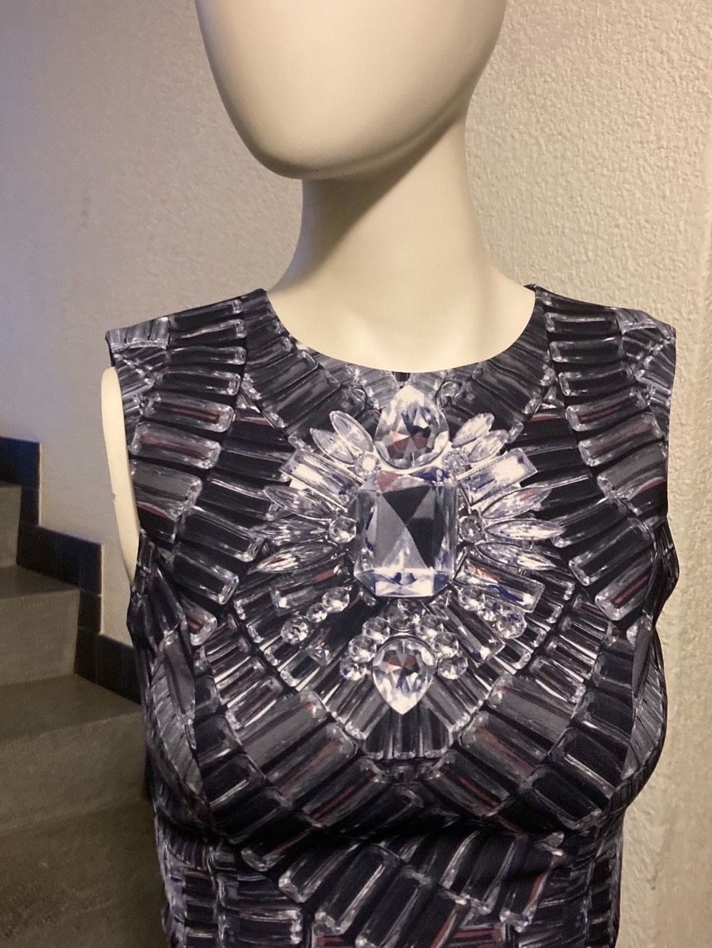 H&M Vestiti: Etuikleid von H&M – Usato da Uster venduto da Kalici1 1