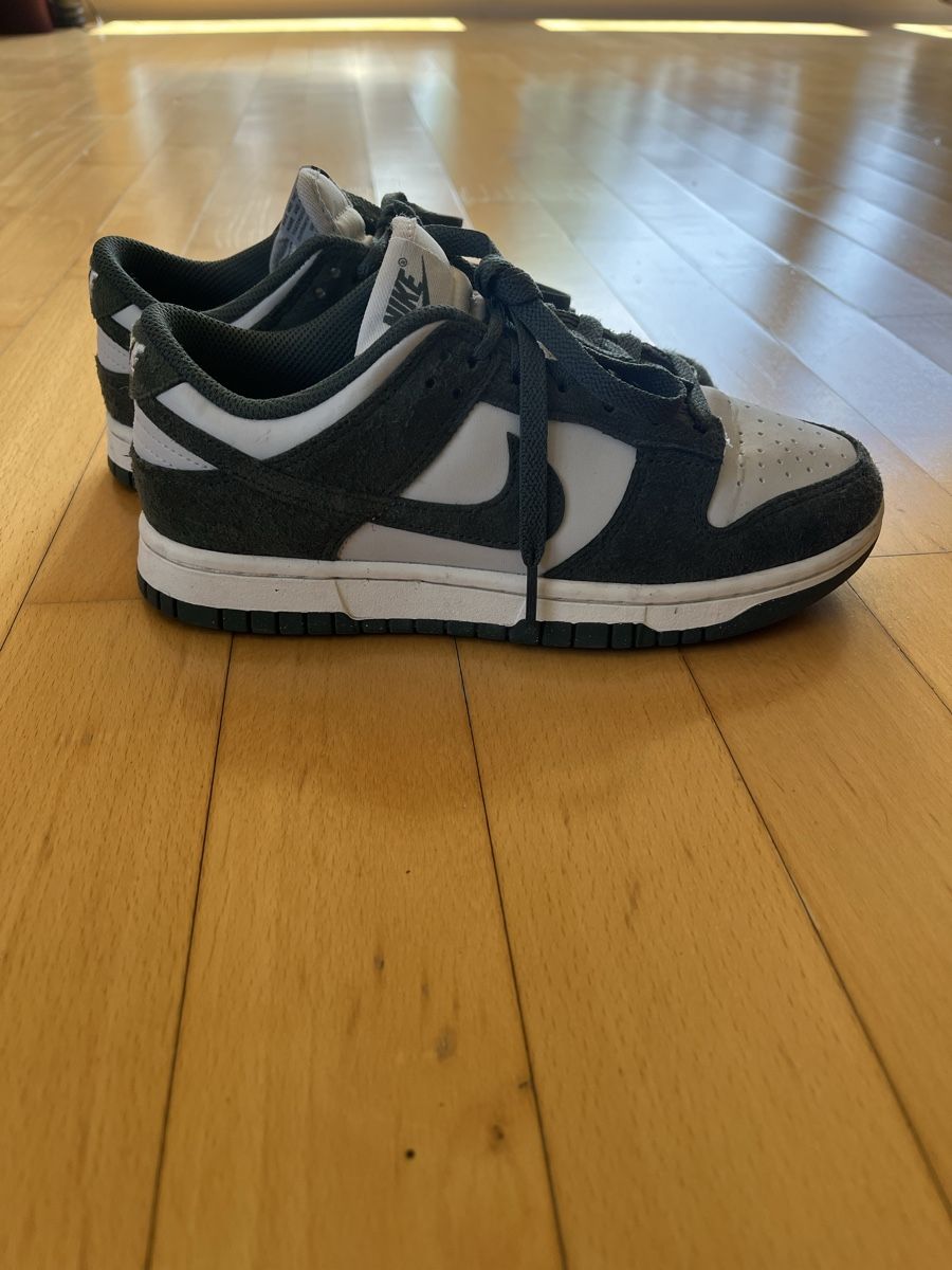 Nike Scarpe da uomo: Nike Dunk low green – Usato da Bonstetten venduto da chl_b9m2
