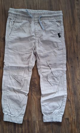 Cooles Beige H&M Kinderhosen, Grösse 104, Top Zustand!