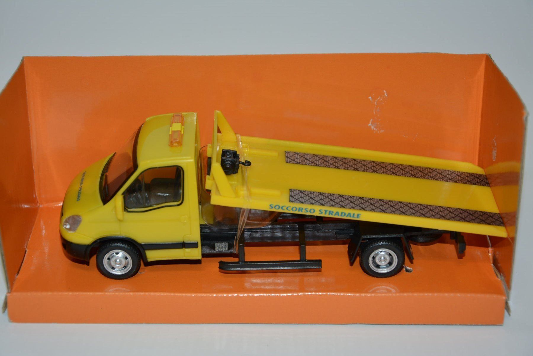 Iveco Modellautos: Iveco Soccorso Stradale , Mondo M. 1:43 – Neu und originalverpackt aus Goldach von Feivel9 1