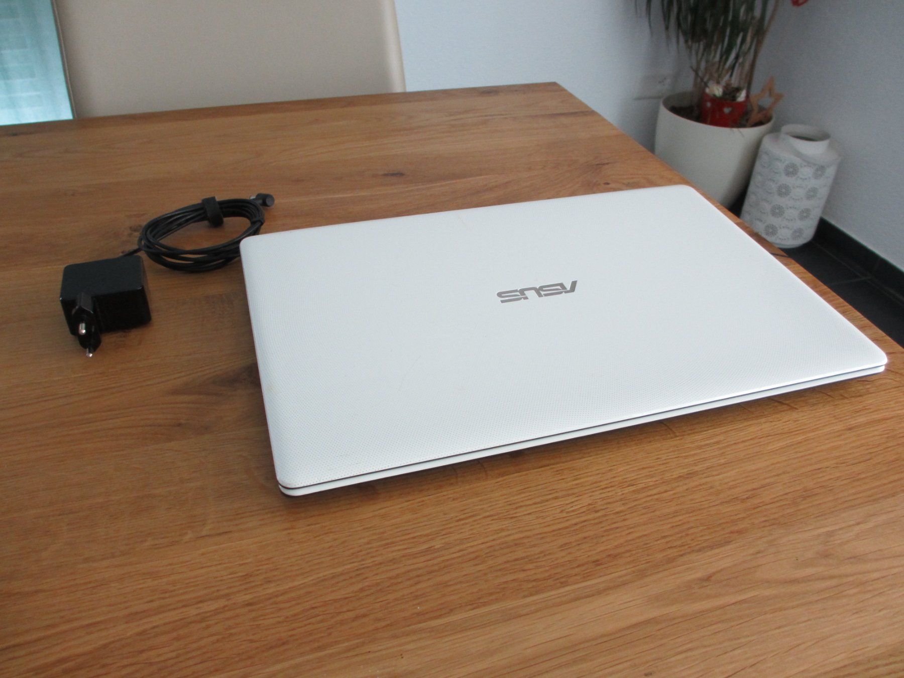 Asus Portables: ASUS X550L mit Windows 11 – D'occasion à Sargans par Morisson1 1