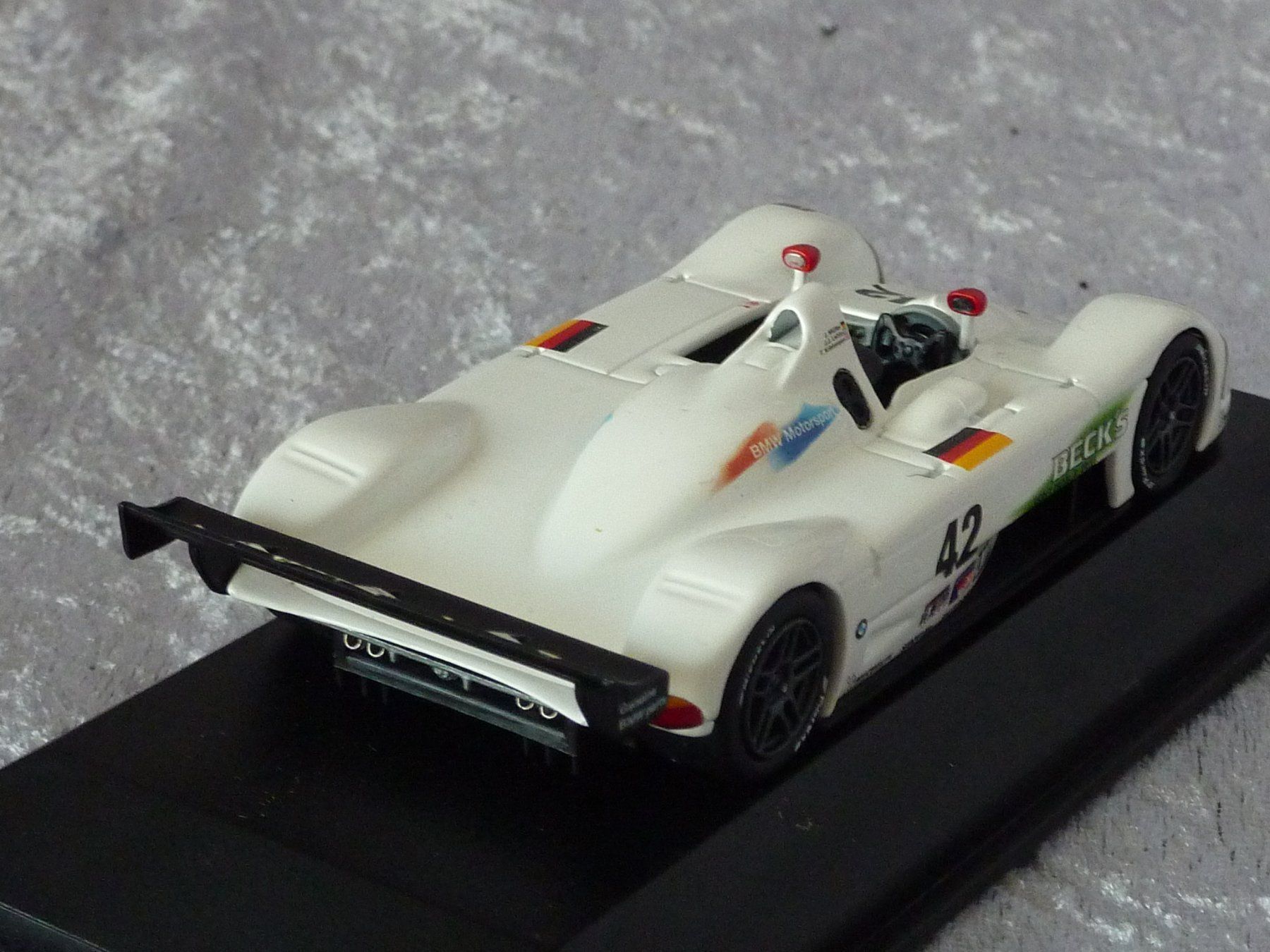Minichamps Modellini d'auto: BMW V12 LMR Sebring99  1:43 – Nuovo e nell'imballaggio originale da Dürrenäsch venduto da modellautos4you 3