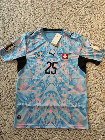 Fussballtrikot Schweiz Nr. 25 L. Jaquez Puma Gr. M NEU+Etike
