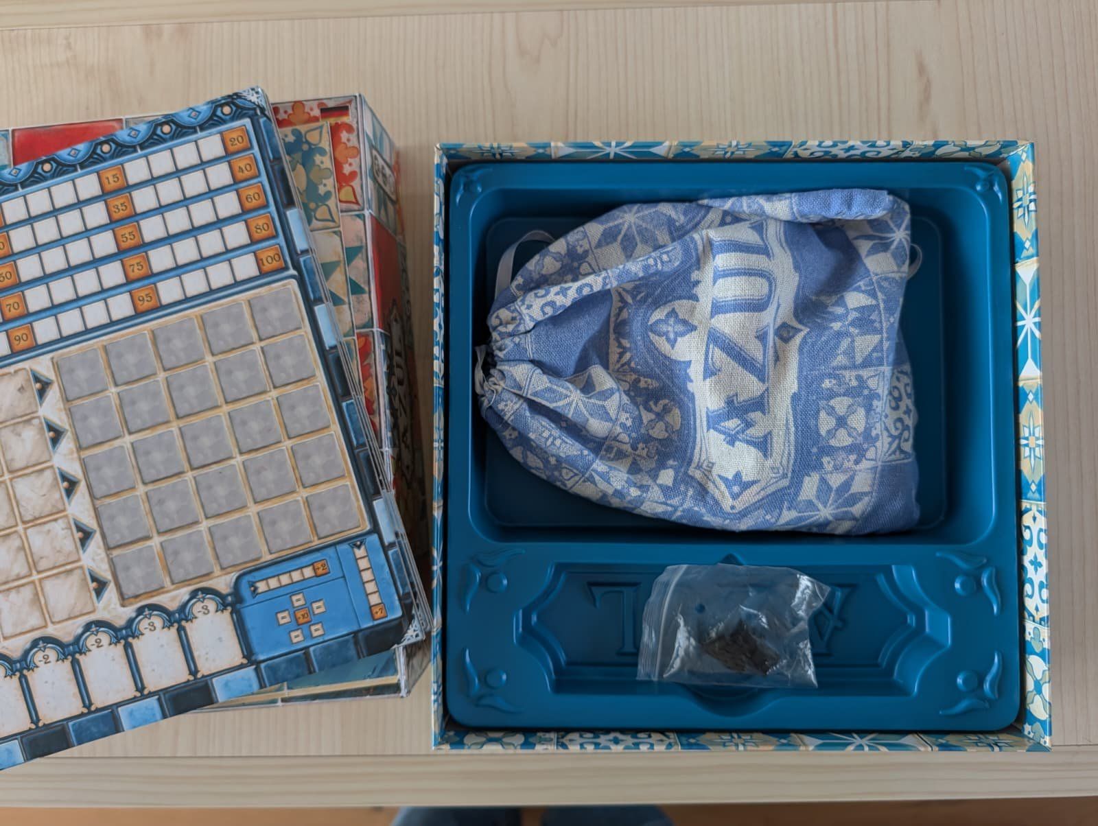 Spiele: Azul Brettspiel - Deutsch – Gebraucht aus Embrach von Herr-Spoldi 1