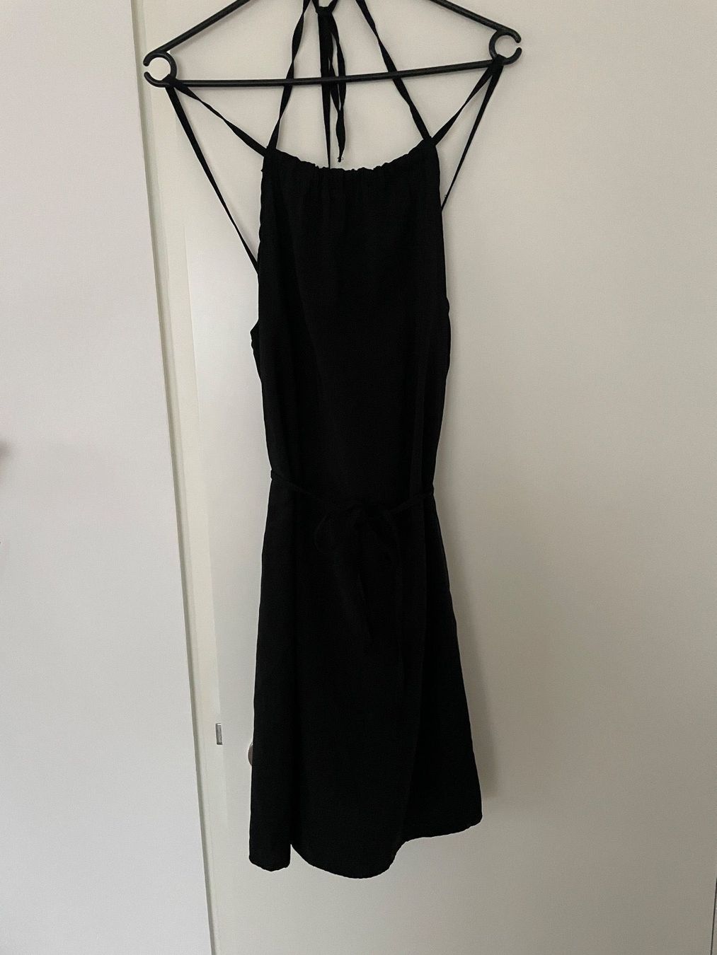 Vestiti: schwarzes Kleid von Sardinien – Usato da Winterthur venduto da saram26 6