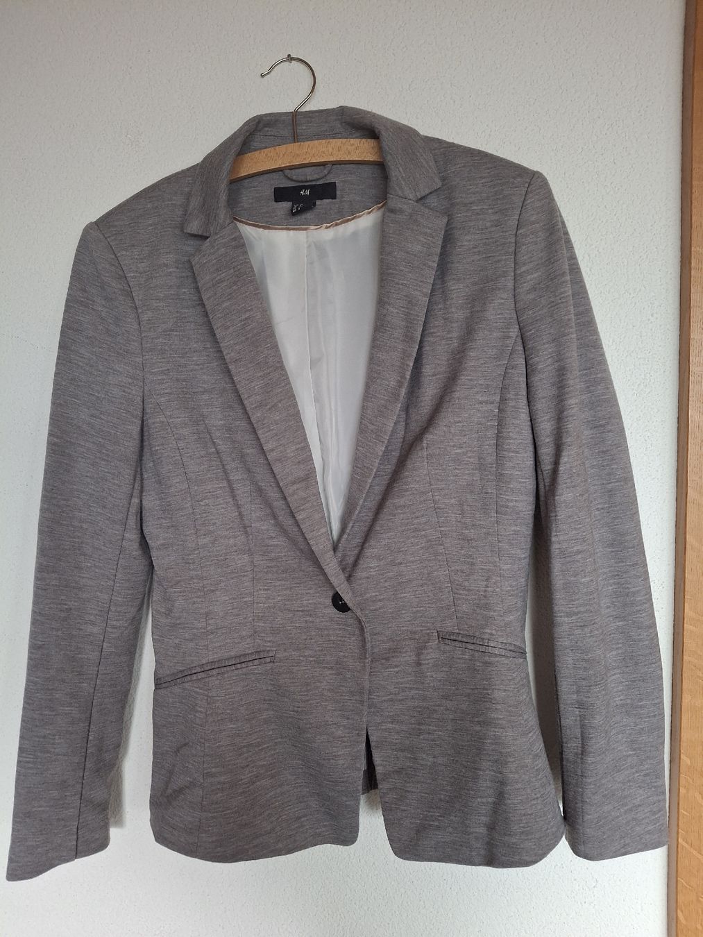 H&M Completi & Tailleur: Blazer – Usato da Kerns venduto da L3514