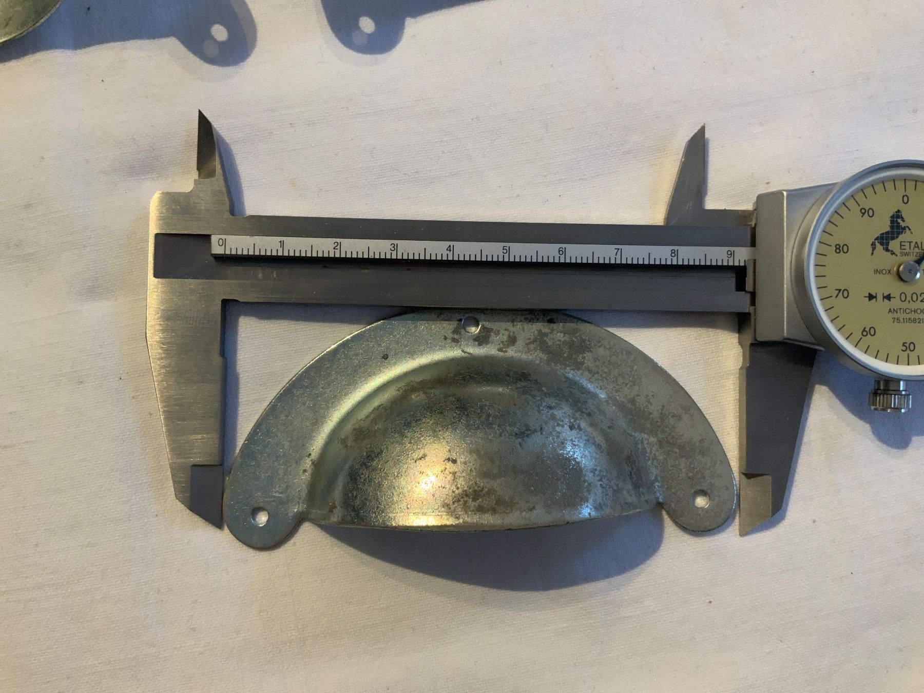 Bottoni: Schubladengriff / poignée coquille ancienne – Usato da La Heutte venduto da Mikeller74 4