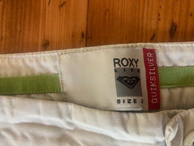 Roxy Pantalons: Pantalon Roxy taille 2 – Neuf (Voir description) à Courtételle par ann_gv7r