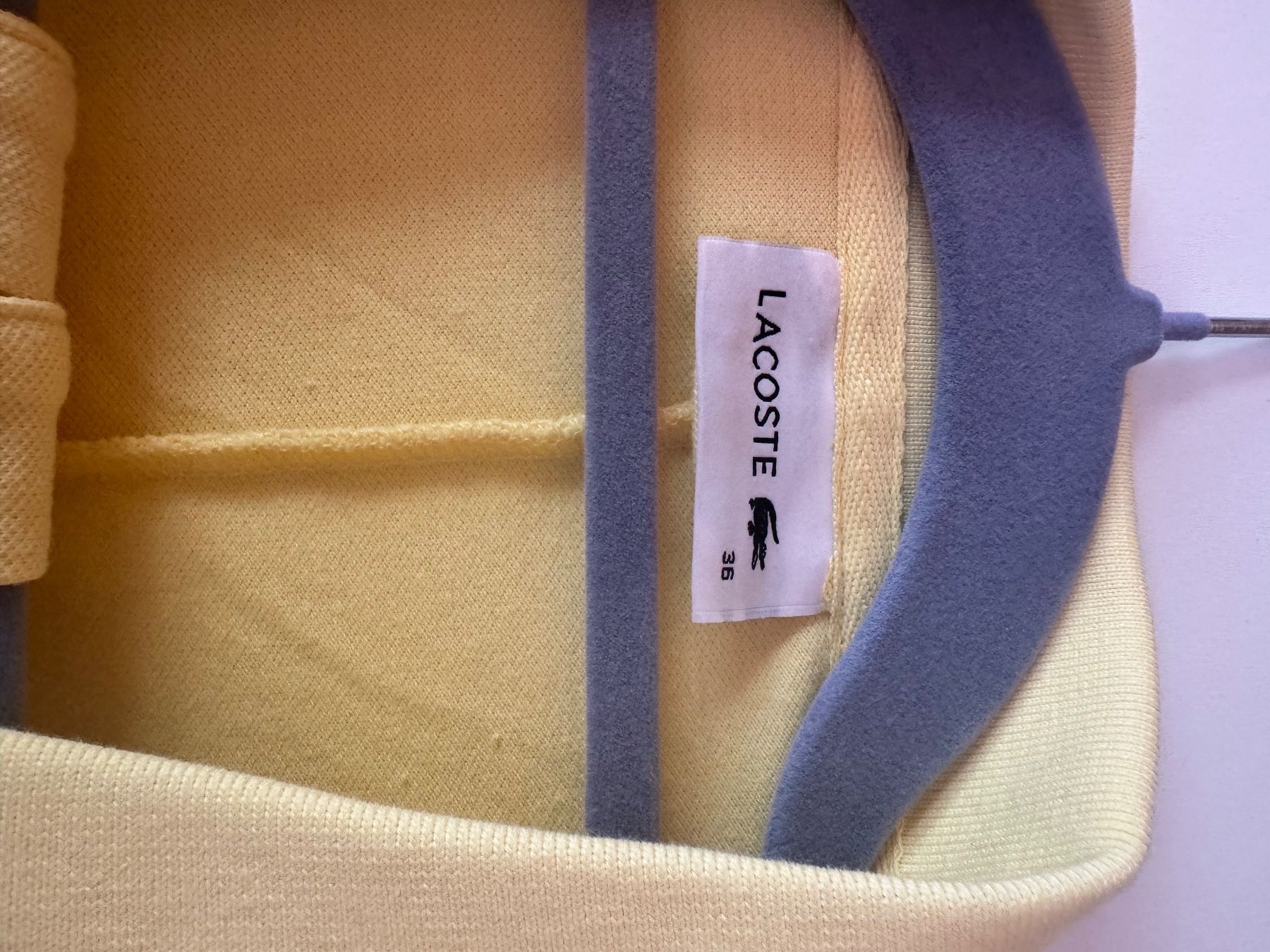 Lacoste Robes: Robe lacoste – D'occasion à St-Pierre-Clages par Norardini14. 1