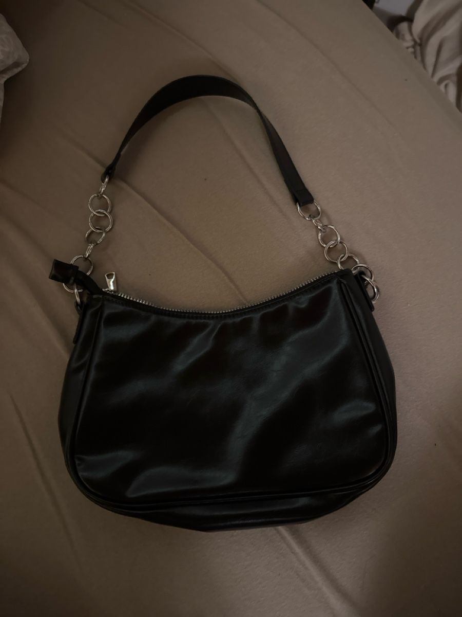 H&M Taschen: Sac à main H&M cuir – Neu (gemäss Beschreibung) aus Reconvilier von cat_7vnz 1