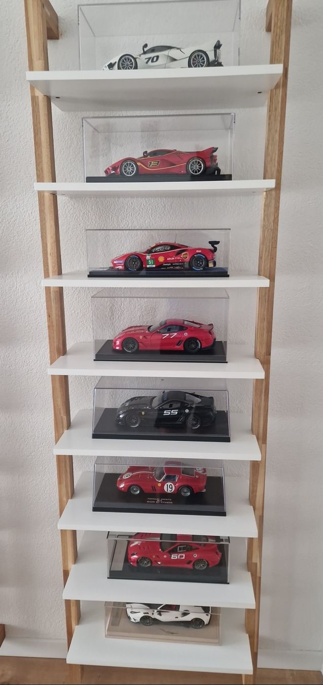 Modellini d'auto: Modellautosammlung 1:18 – Nuovo (secondo la descrizione) da Studen BE venduto da Continentalcollector 1