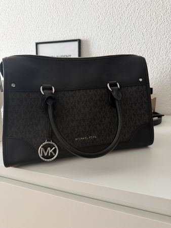 Michael Kors Handtasche guter Zustand