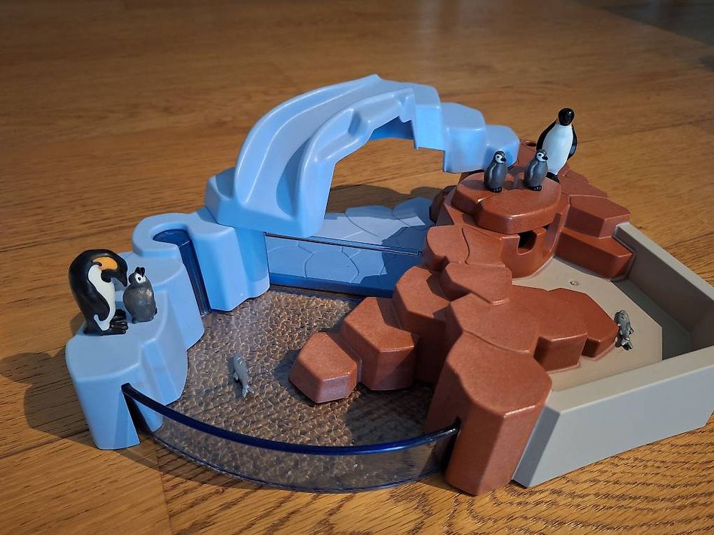 2 Playmobil Pinguin-Becken 4