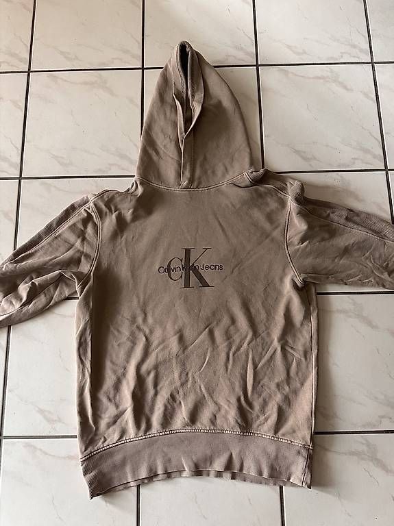Calvin Klein Pulls & Sweat-shirts: Calvin Klein Pullover Grösse M – D'occasion à Widnau par dom_d8nm